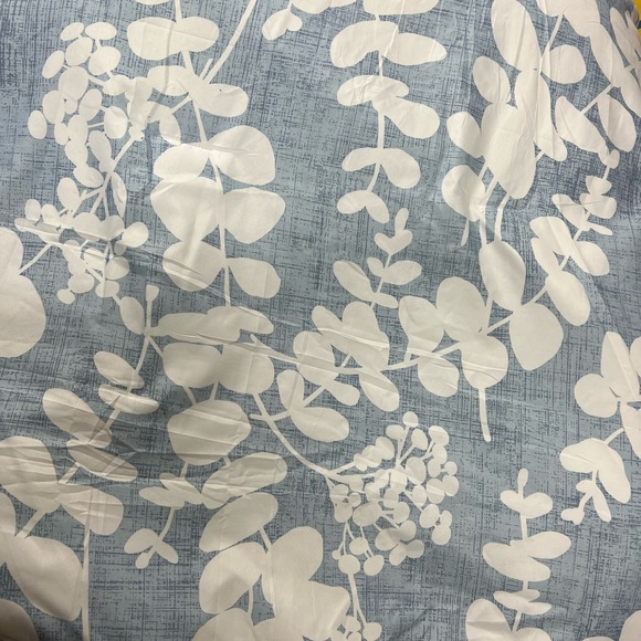 Twin comforter aria floral print reversible - Picture 8 of 13